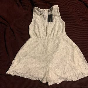 Fashion Nova 1X white lace romper never Used!
